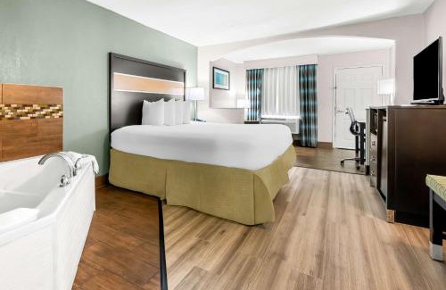 Columbus Hotel | Enjoy Comfortable Stays at Best Western Executive Suites