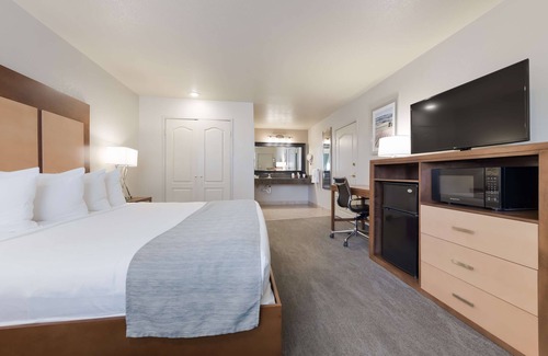 Mountain Home Hotel | Experience Comfort at Best Western Foothills Inn