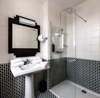 Ris Orangis Hotel | Discover Best Western Hôtel Journel Paris Sud: 8.4/10 Rated Stay