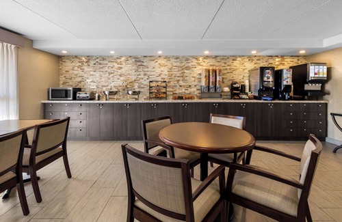 Georgetown Hotel | Comfortable Stay at Best Western Halton Hills with Breakfast