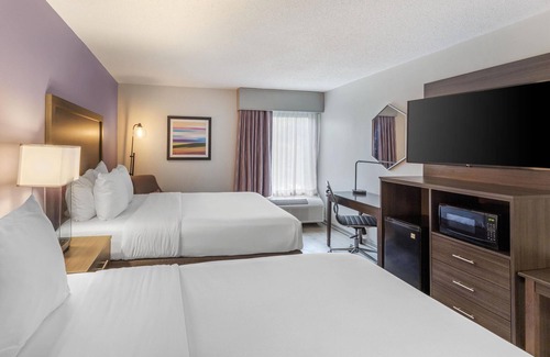 Hickory Hotel | Discover Best Western Hickory: Family-Friendly Getaway