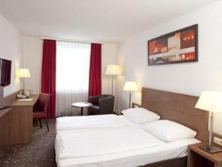 Erlangen Hotel | Quality Hotel Erlangen Garni: Pet-Friendly & Family-Oriented