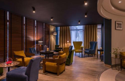 Aix-en-Provence Hotel | Pet-Friendly Retreat at Best Western Le Galice Centre Ville