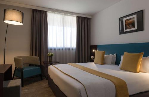 Aix-en-Provence Hotel | Pet-Friendly Retreat at Best Western Le Galice Centre Ville