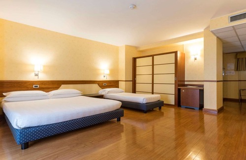 Macerata Hotel | Discover Comfort at Best Western Hotel I Colli with Spa & Dining