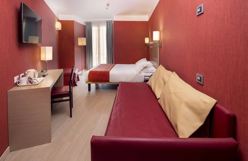 Genoa Historical Centre Hotel | Discover Best Western Hotel Porto Antico: Family-Friendly Stay