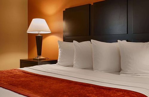 Lake Charles Hotel | Comfortable Stay at Best Western Bayou Inn & Suites