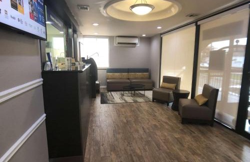 Queens Hotel | Family-Friendly Stay at Best Western Jamaica Inn