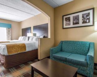 Kenner - Louis Armstrong International Airport Hotel | Relaxing Comfort Suites Kenner with Family-Friendly Amenities