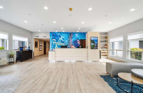 Lake Forest Hotel | Best Western Lake Oswego Hotel & Suites