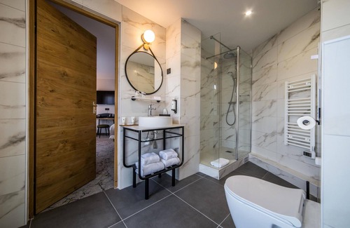 Vertus Hotel | Guest Rated: Best Western Le Relais du Vigneron Awaits