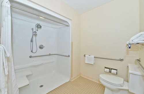 Marion Hotel | Comfortable Stay at Best Western Marion Hotel with Pool & Spa