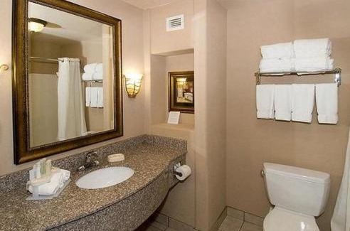 Wetmore Hotel | Convenient Stay at Best Western Near Six Flags & Medical Center