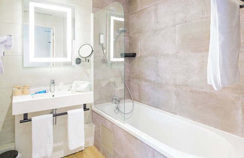 Mulhouse Hotel | Eco-Friendly Best Western Mulhouse Salvator Centre Awaits