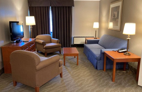 North Bay Hotel | Inviting Best Western North Bay Hotel & Conference Centre Stay
