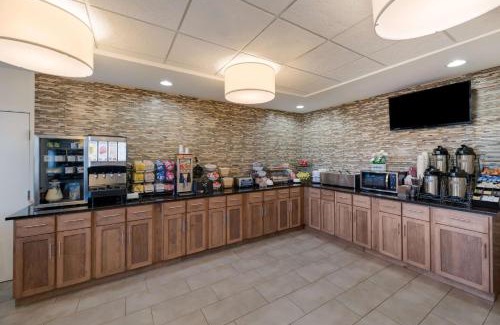 San Angelo Hotel | Top-Rated Best Western North Bryant Inn with Pool & Breakfast