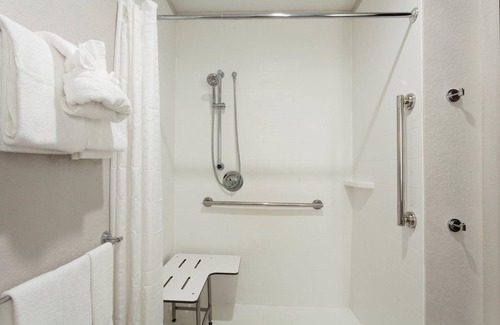 Clewiston Hotel | Discover Best Western Of Clewiston: Family-Friendly Retreat