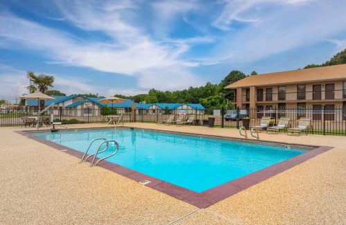 Hope Hotel | Welcoming Best Western of Hope with Oceanfront Amenities
