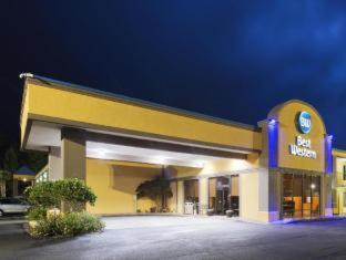 Walterboro Hotel | Cozy Stay at Best Western of Walterboro with Great Amenities