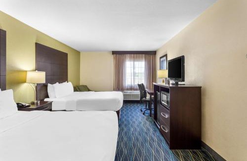 Oglesby Hotel | Pet-Friendly Comfort at Best Western Oglesby Inn