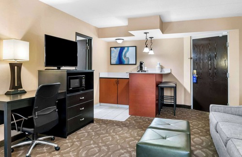 Okemos Hotel | Eco-Friendly Stay at Best Western Okemos/East Lansing