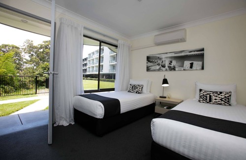 Charlestown Hotel | Stay at Best Western Plus Apollo International Hotel: 4-Star Comfort