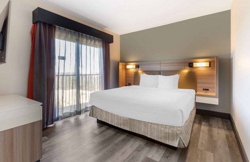 Hapeville Hotel | Convenient Stay at Best Western Plus Atlanta Airport-East