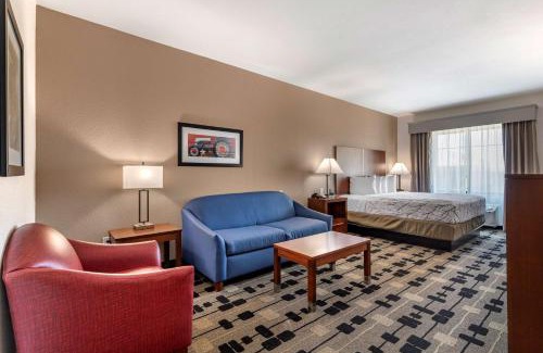 Big Lake Hotel | Relaxing Getaway at Best Western Plus Big Lake Inn