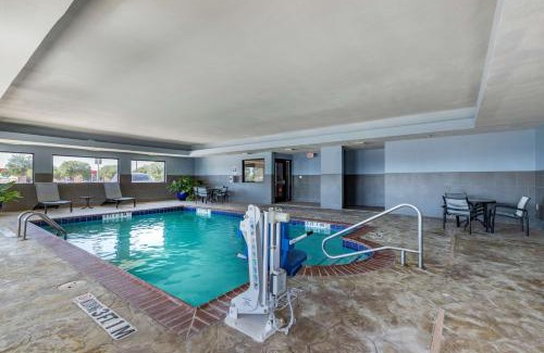 Big Lake Hotel | Relaxing Getaway at Best Western Plus Big Lake Inn