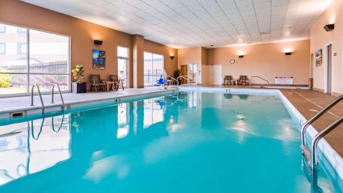 Monticello Hotel | Discover Comfort at Best Western Plus Brandywine Inn & Suites