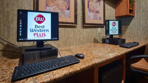 Jefferson City Hotel | Experience Comfort at Best Western Plus Capital Inn