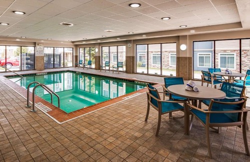 Champaign Hotel | Pet-Friendly Getaway at Best Western Plus Champaign/Urbana Inn