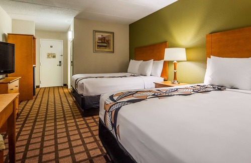 Hillside Hotel | Comfortable Stay at Best Western Plus Chicago Hillside Hotel