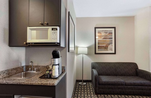 Clearfield Hotel | Top-Rated Stay at Best Western Plus Clearfield with Spa & Pool