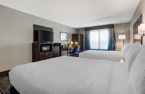 Columbia Hotel | Discover Best Western Plus Columbia Inn with Pool & Spa