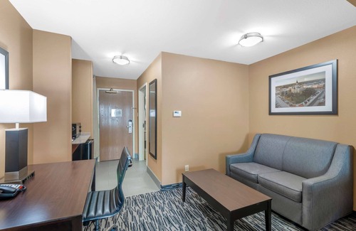 Denton Hotel | Explore Comfort at Best Western Plus Denton Inn & Suites