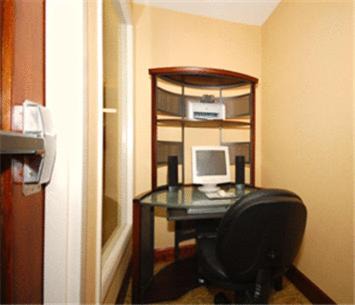 Southwest Raleigh Hotel | Budget-Friendly Stay at Best Western Plus Edison Inn