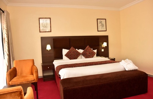 Asaba Hotel | Comfortable Stay at Best Western Plus Elomaz Hotel