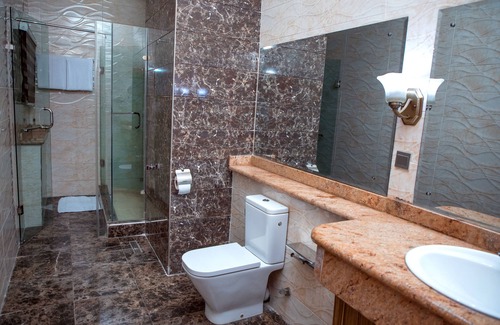 Enugu Hotel | Comfortable Stays at Best Western Plus Enugu with Pool