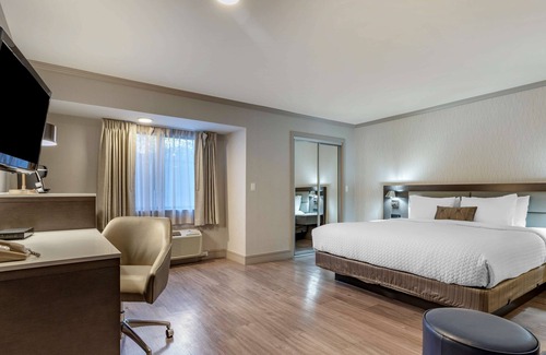South Fair Oaks Hotel | Eco-Friendly Suites with Spa and Breakfast at Best Western Plus