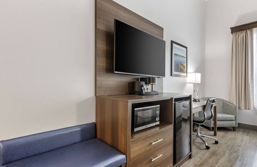 Yulee Hotel | Discover Best Western Plus First Coast Inn & Suites Today