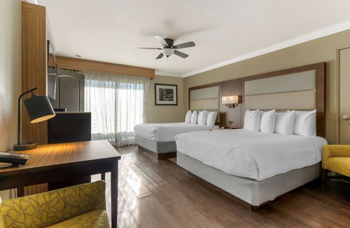 Gilroy Hotel | Top-Rated Best Western Plus Forest Park Inn with Spa & Pool