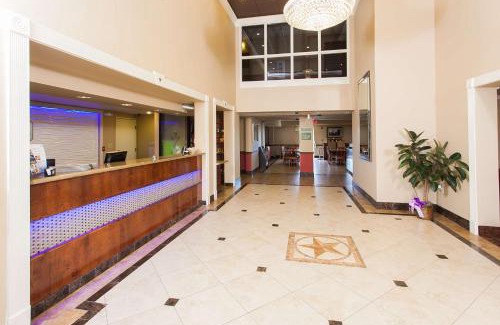 Georgetown Hotel | Pet-Friendly Retreat: Best Western Plus Georgetown Suites