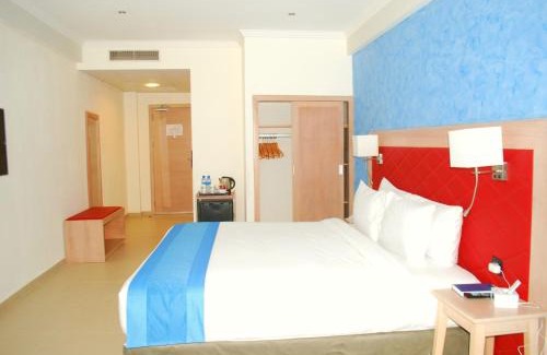 Sekondi-Takoradi Hotel | Discover the Best Western Plus Atlantic Hotel with Pool & Hot Tub