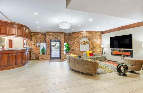North Chesterfield Hotel | Family-Friendly Best Western PLUS Governor's Inn Richmond
