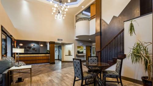 Stone Oak Hotel | Discover Best Western Plus Hill Country Suites in San Antonio