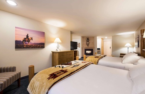 Ketchum Hotel | Guest Rated: Best Western Plus Kentwood Lodge Awaits You
