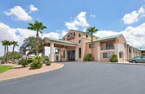 Kingman Hotel | Pet-Friendly Getaway at Best Western Plus King's Inn & Suites