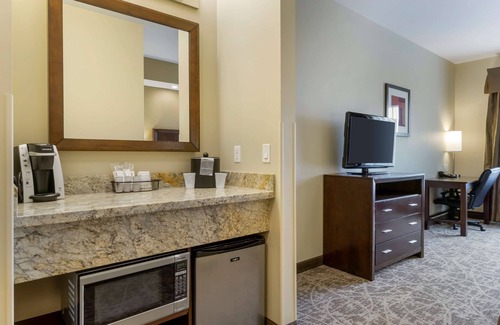 Lacey Hotel | Top-Rated Best Western Plus Lacey Inn & Suites Awaits You