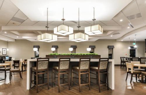 Leamington Hotel | Oceanfront Getaway at Best Western Plus Leamington Hotel